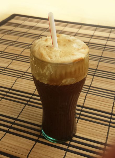 Café frappé grec - sketos