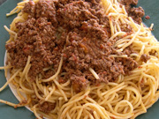 Macaronia me kima – spaghettis à la sauce bolognaise